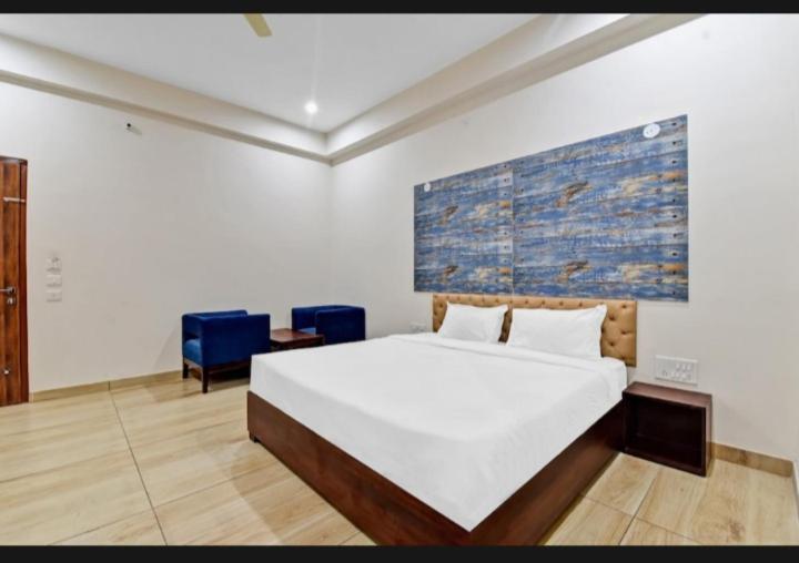 Hotel Amrapali Inn ชัยปุระ ภายนอก รูปภาพ